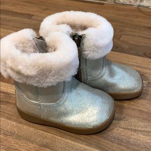 Ugg gold glitter fur boots baby girl 4/5